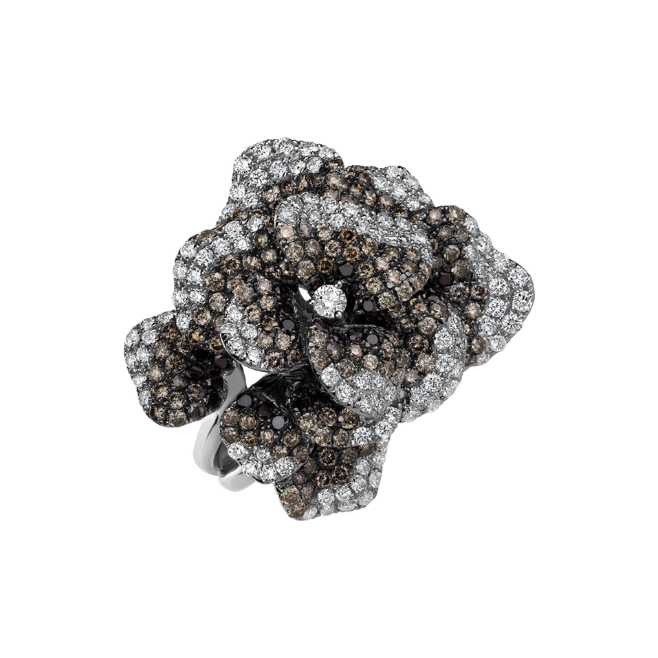Prsteň s čiernymi, hnedými a bielymi diamantmi Brazilia