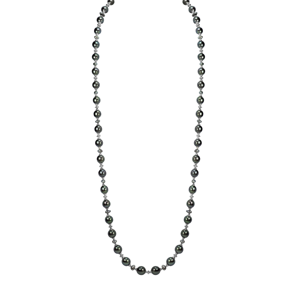 Náhrdelník s perlami a onyxmi Pearly Elegance