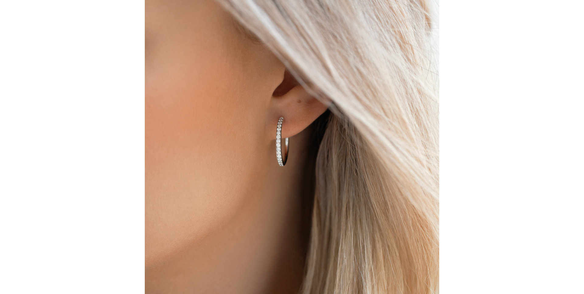 Náušnice s čiernymi diamantmi Shiny Eclipse