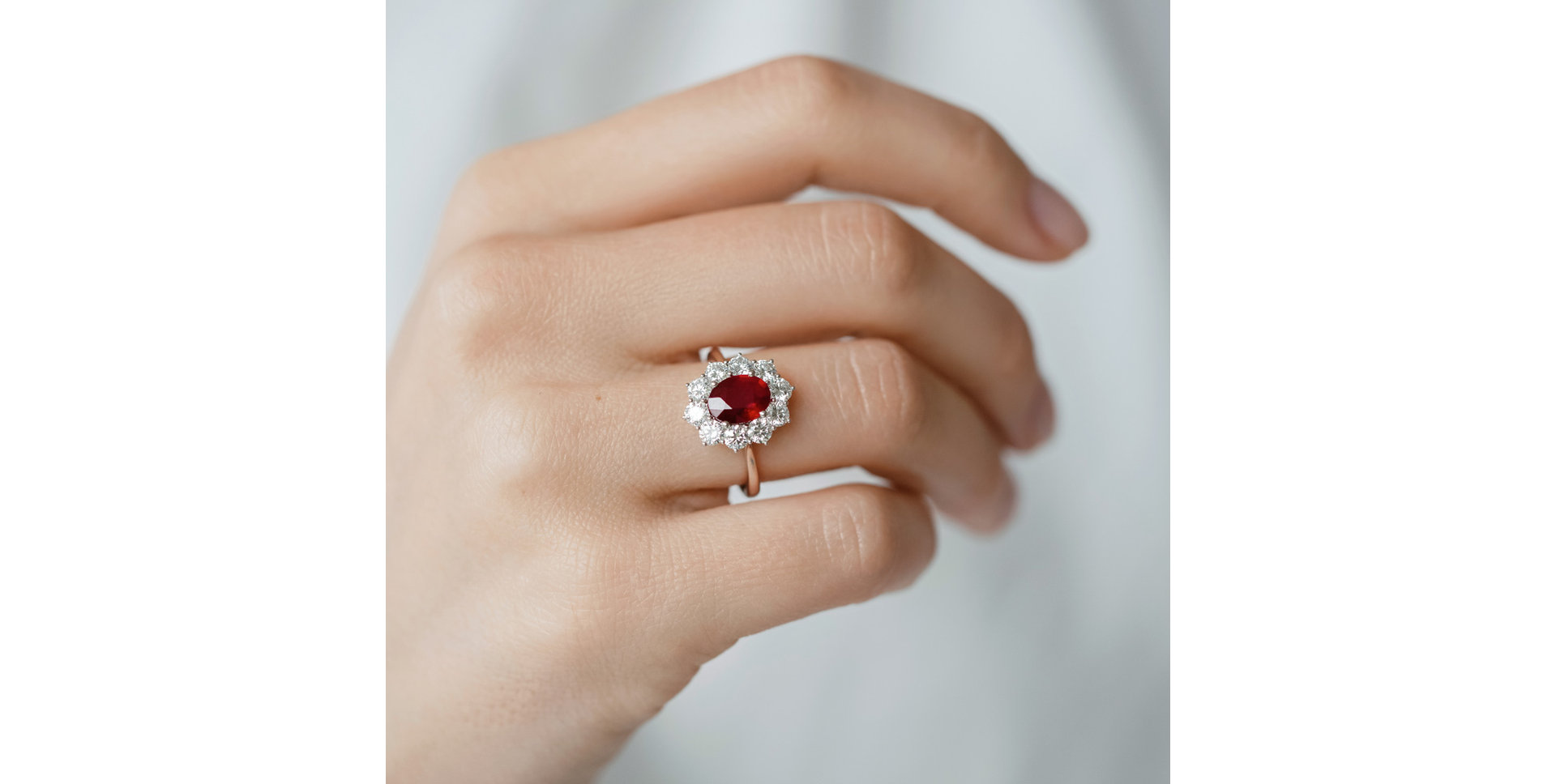 Prsteň s zafírom a diamantmi Princess Joy