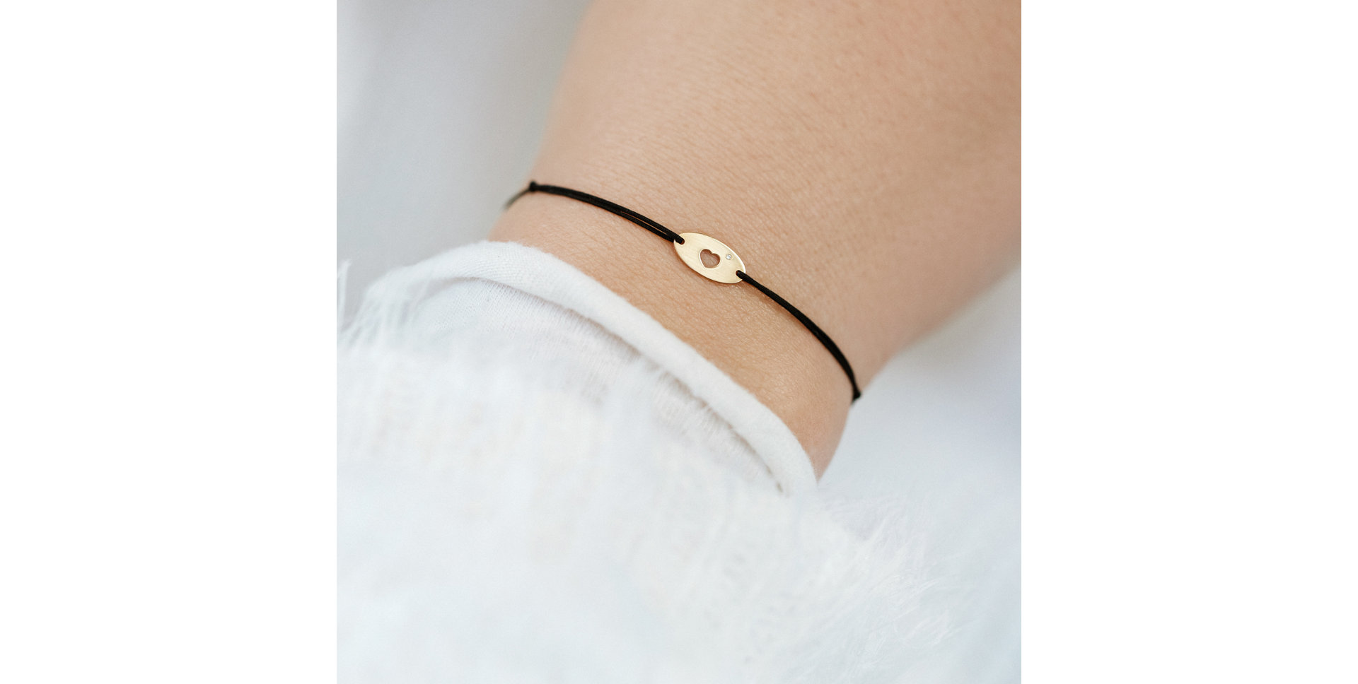 Diamantový náramok so šnúrkou Gold Heart