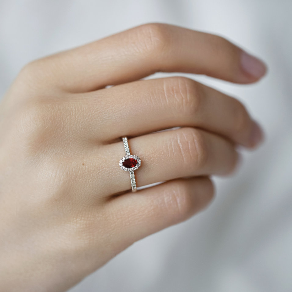 Prsteň s rubínom a diamantmi Princess Desperation