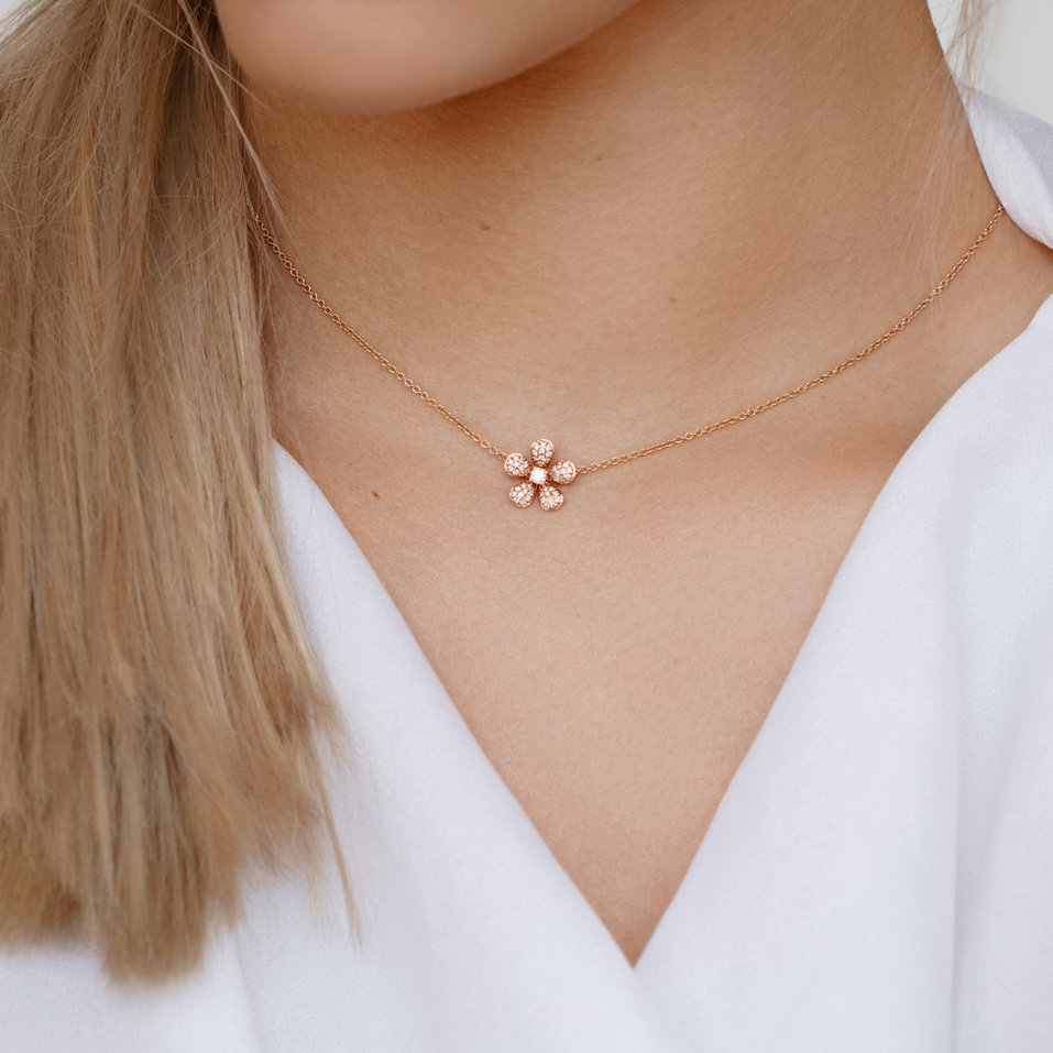 Náhrdelník s hnedými a bielymi diamantmi Flower