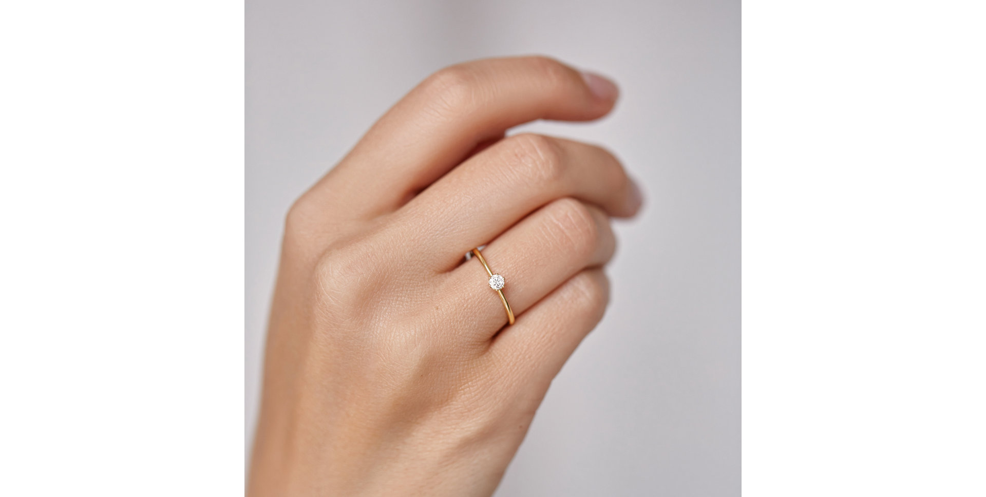 Prsteň s diamantom Flowering Love