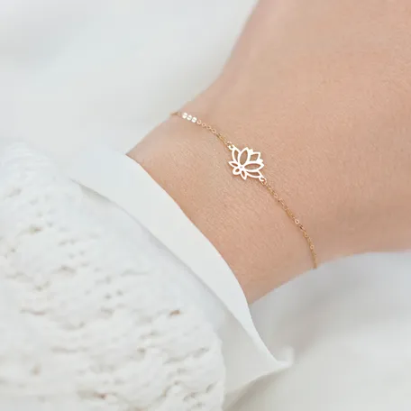 Náramok s diamantom Lotus