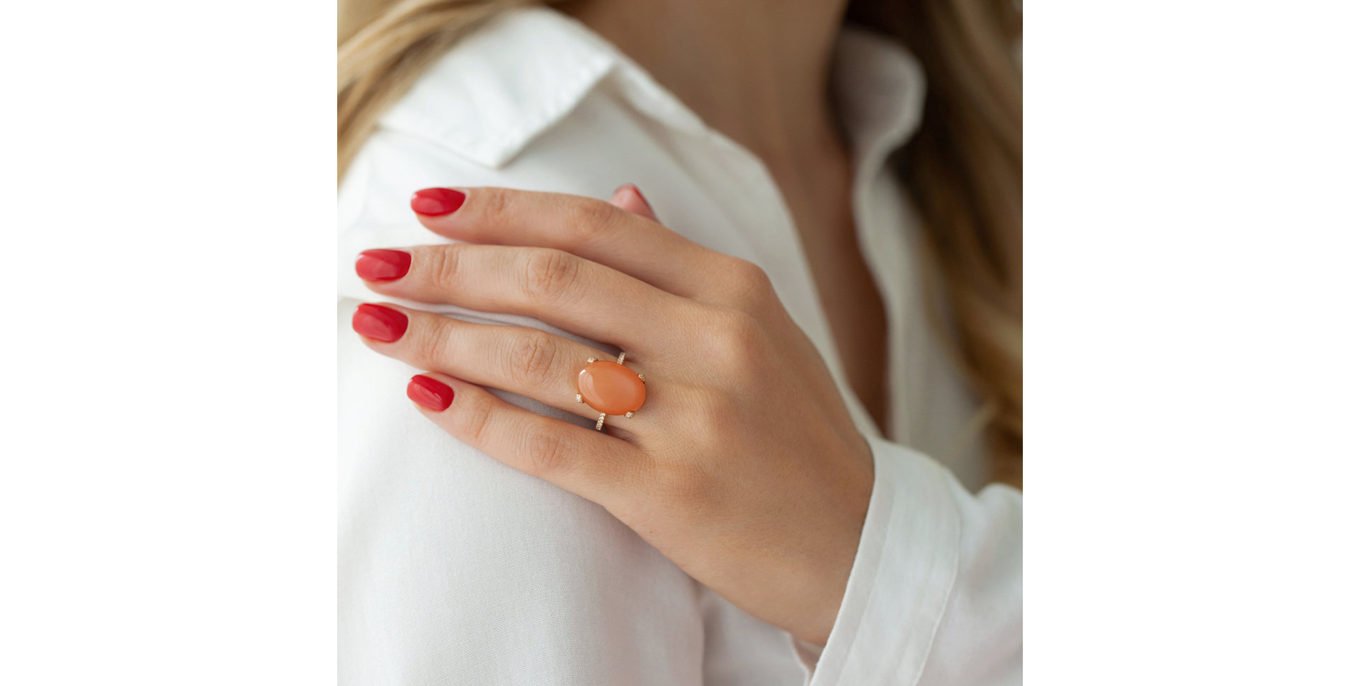 Prsteň s diamantmi, zafírmi a mesačným kameňom Niche