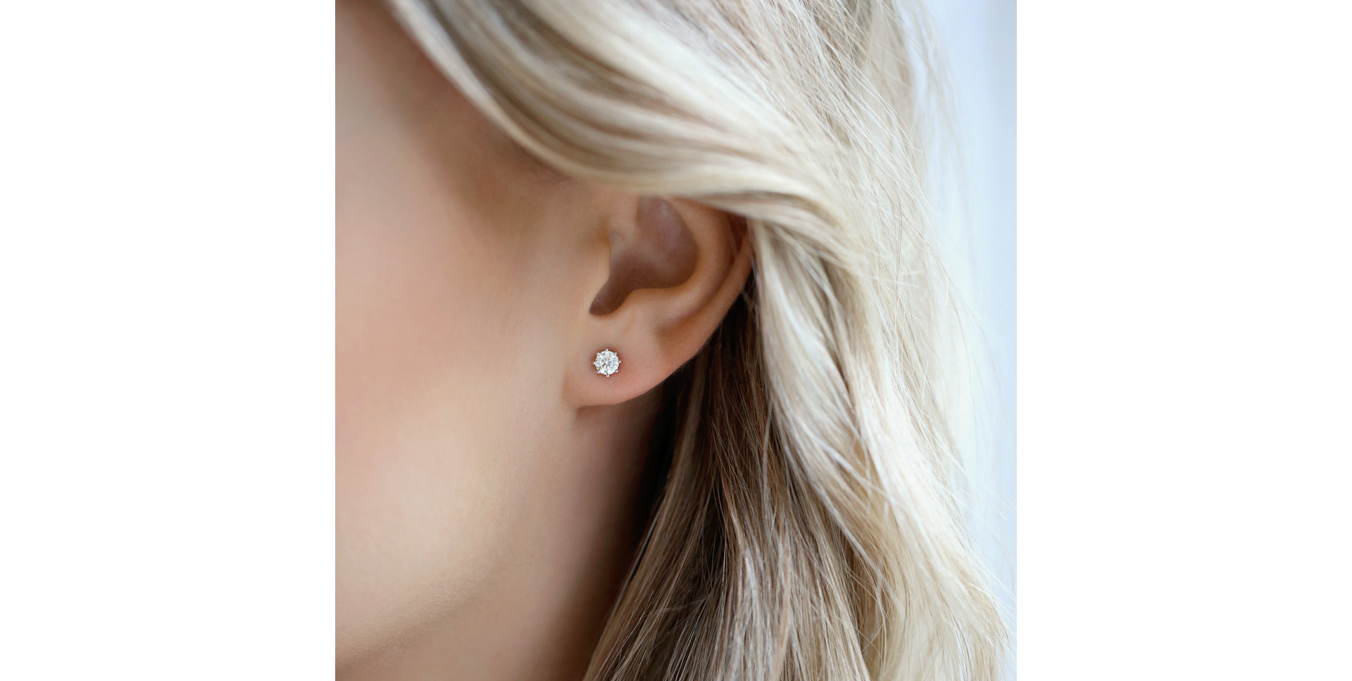 Náušnice s diamantom Essential Sparks