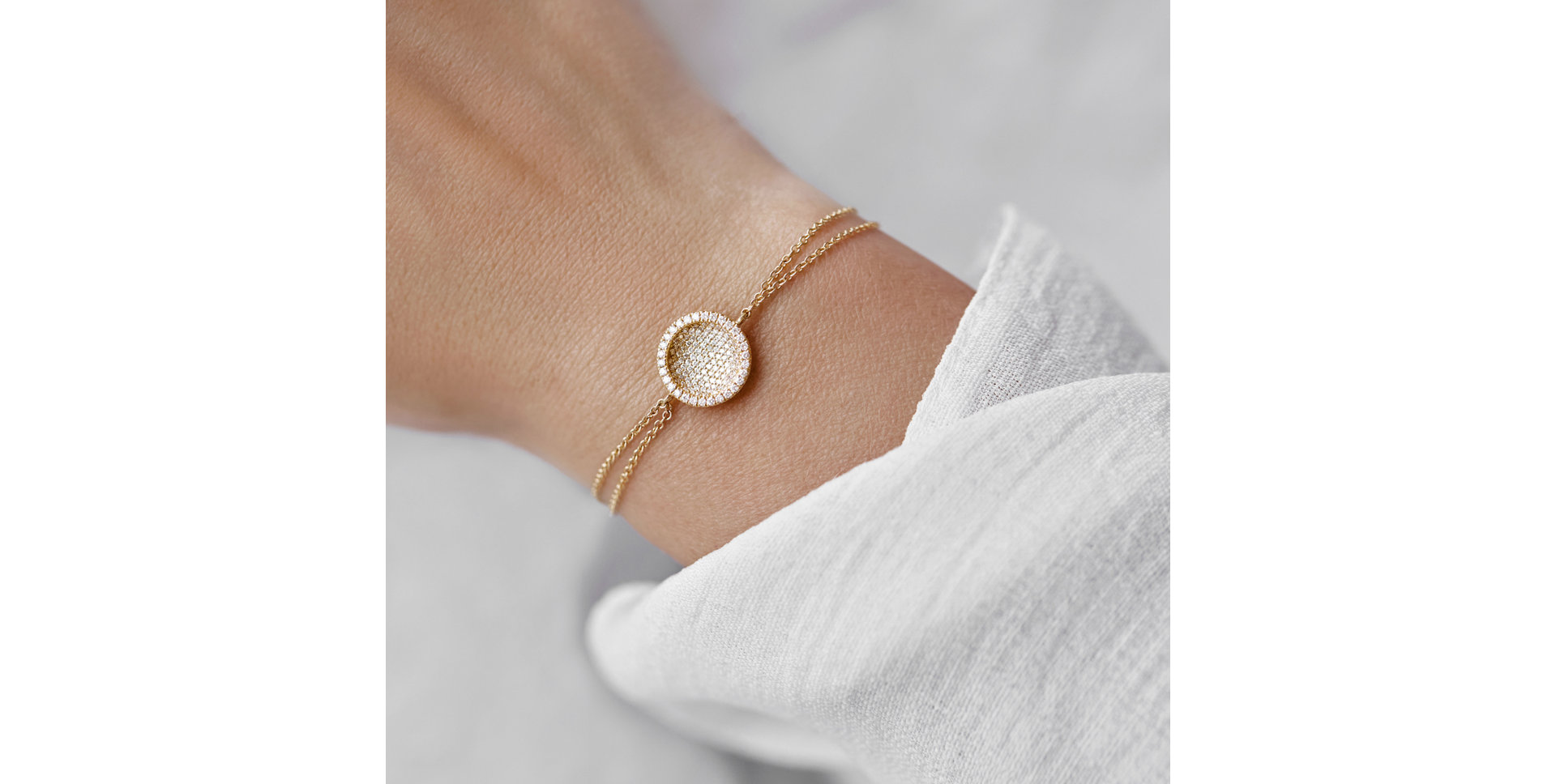 Náramok s čiernymi a bielymi diamantmi Dreamy Planet