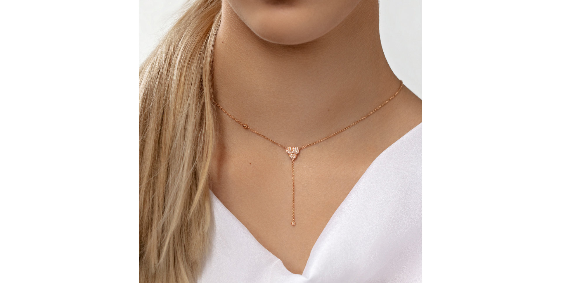 Náhrdelník s diamantmi Petal Waterfall