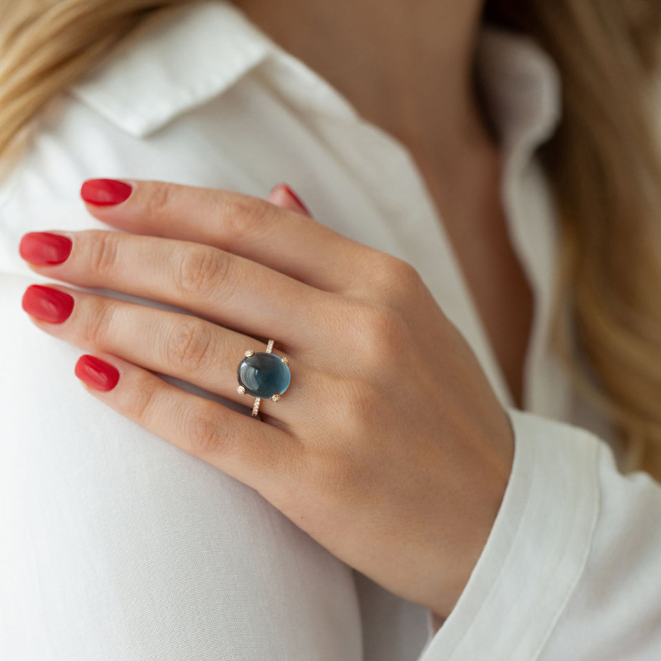 Prsteň s ruženínom a diamantmi Niche