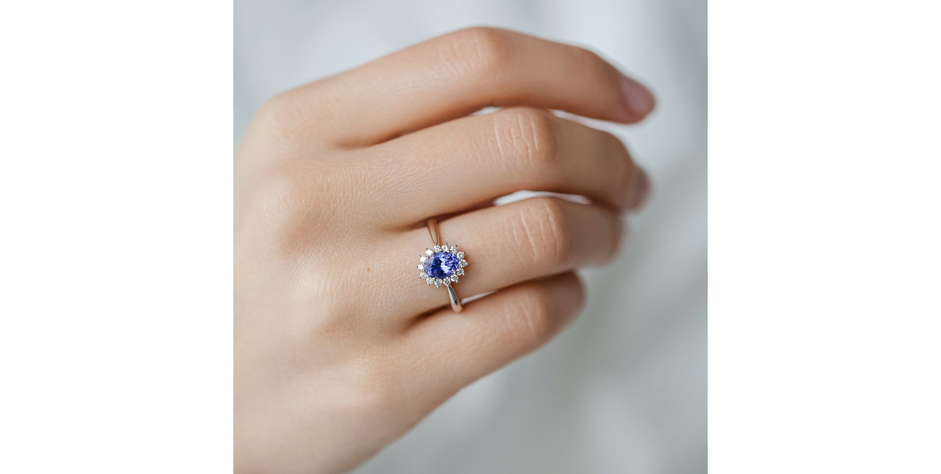 Prsteň s tanzanitom a diamantmi Princess Sparkle