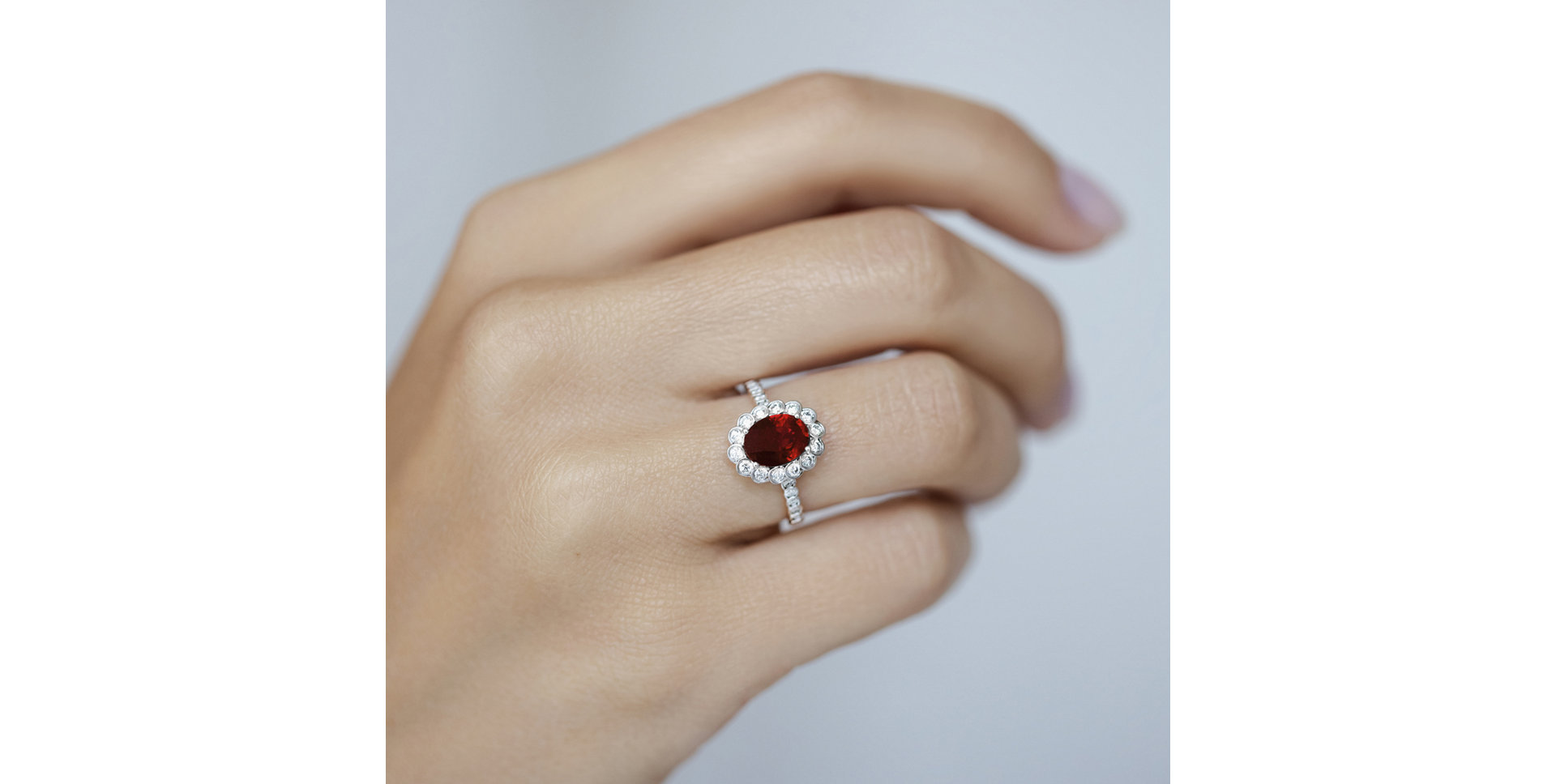 Prsteň s rubínom a diamantmi Princess Glamour