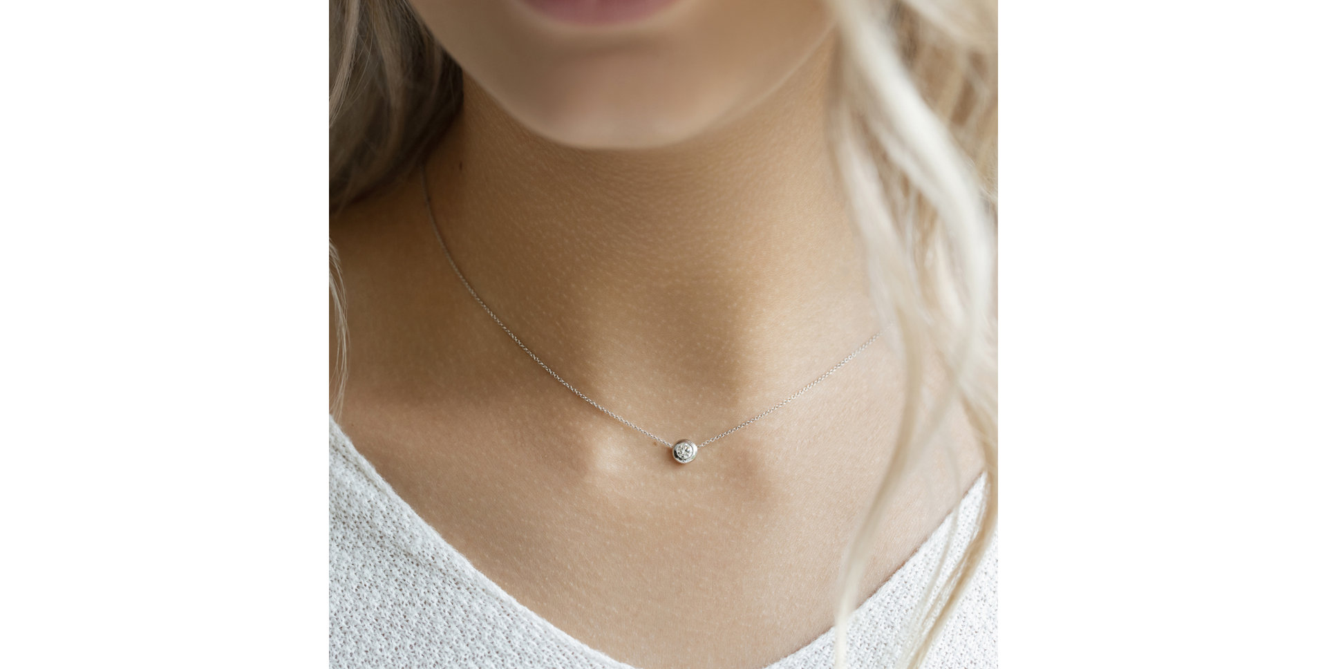 Náhrdelník s diamantom Secret Drop