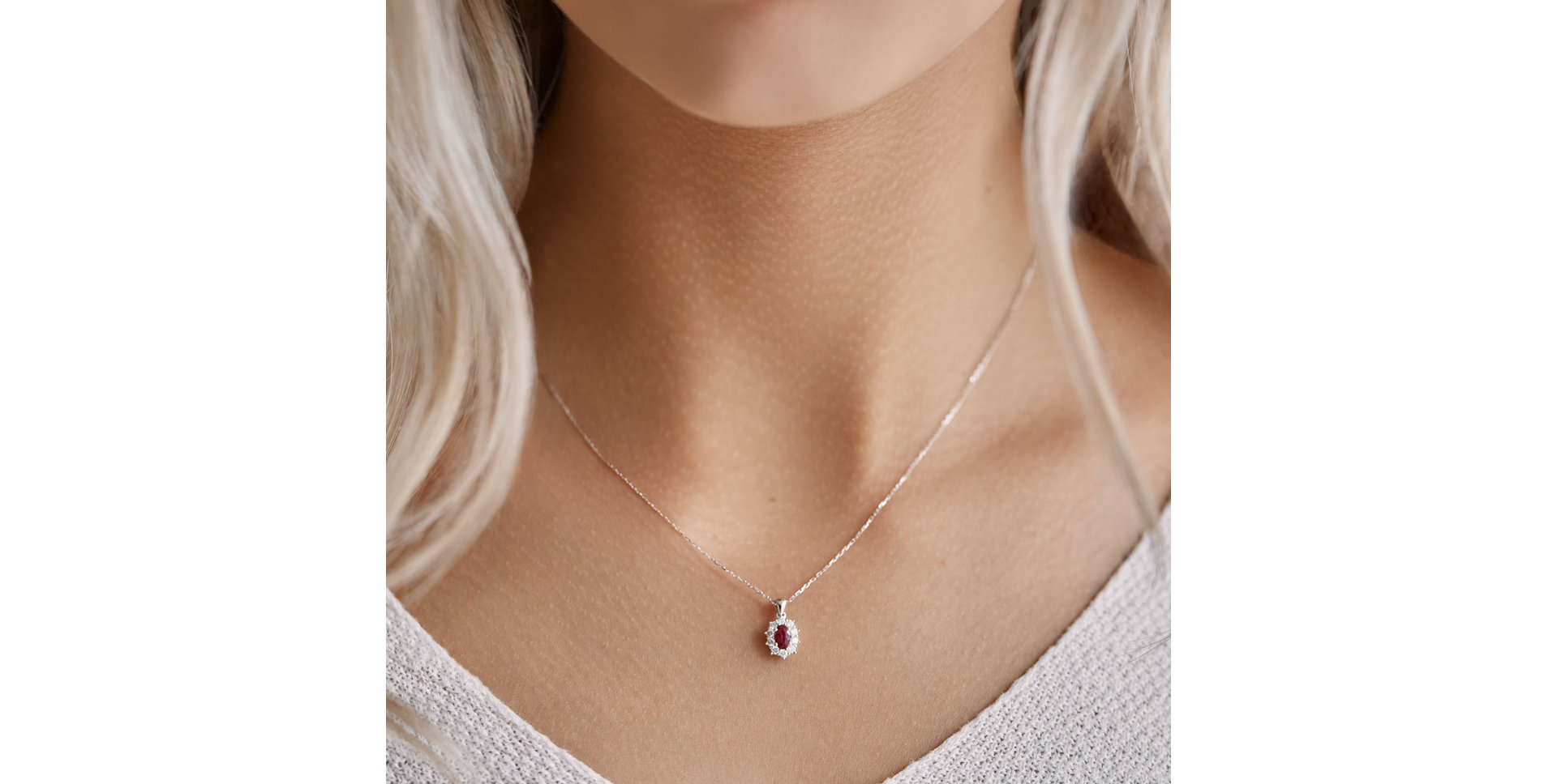 Přívěsok s rubínom a diamantmi Goddess Elegance