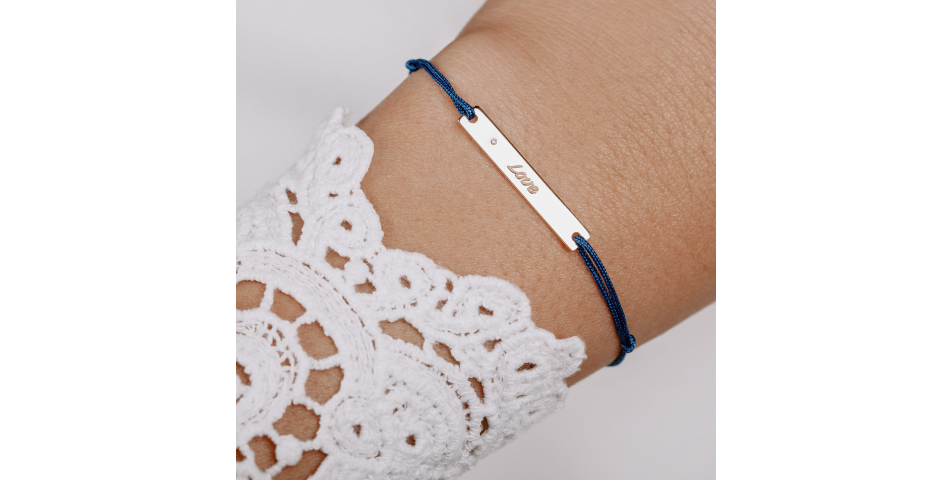 Diamantový náramok so šnúrkou Stamp Diamond