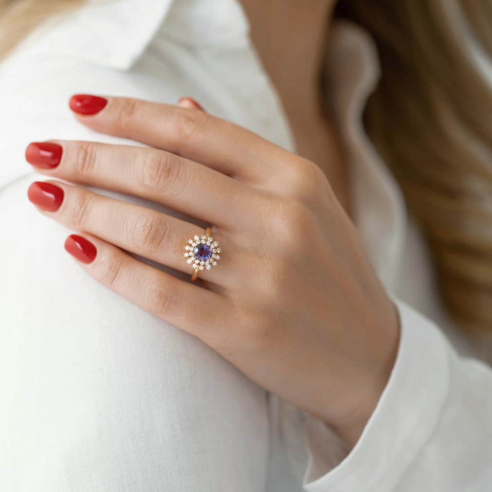 Prsteň so smaragdom a diamantmi Fairytale Goddess