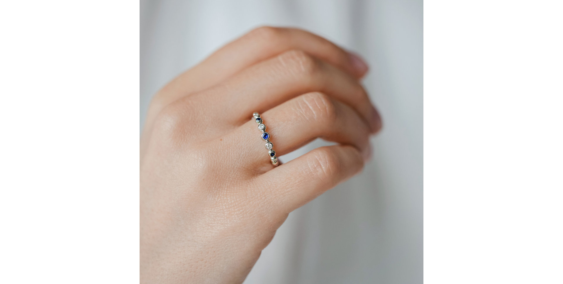 Prsteň s diamantmi a rubínmi Shiny Dots