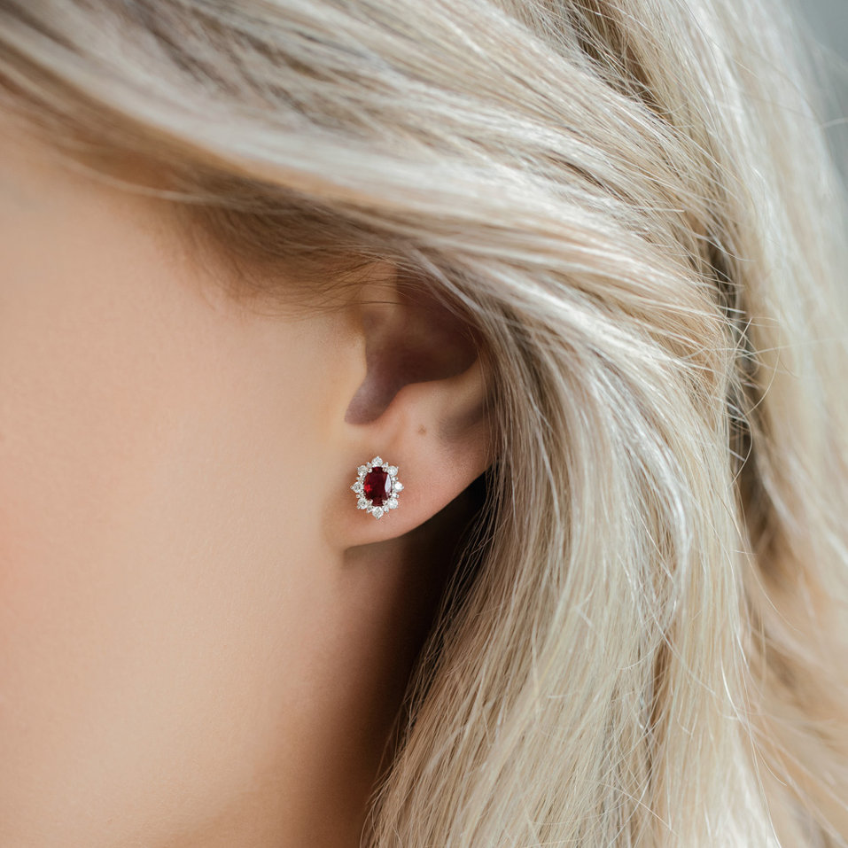 Náušnice s diamantmi a zafírom Princess