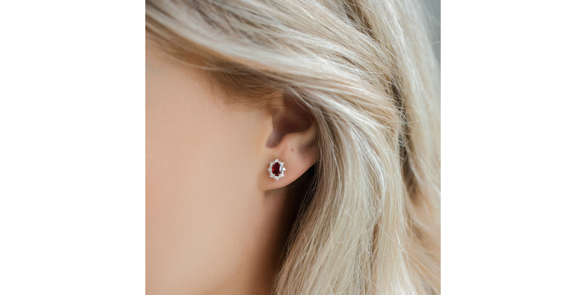 Náušnice s diamantmi a rubínom Princess