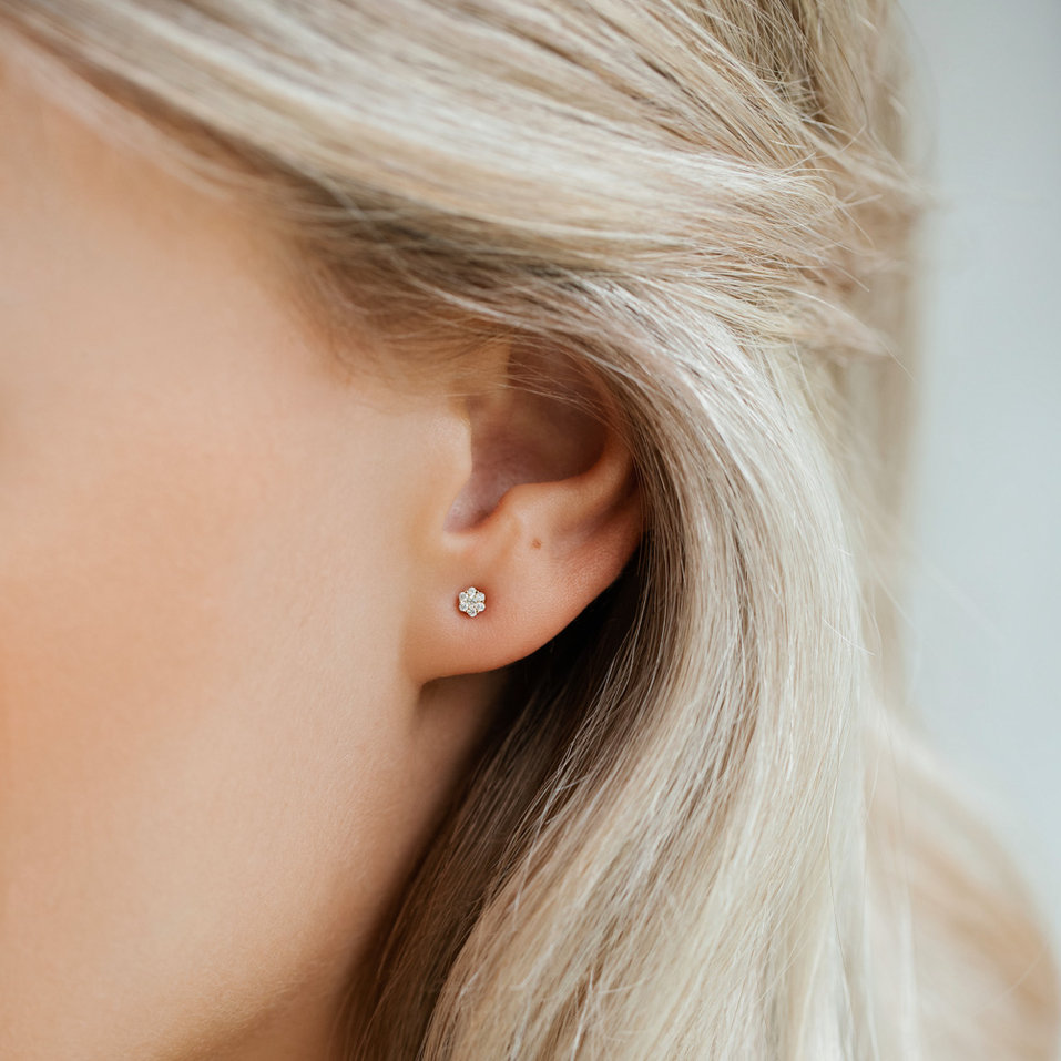 Náušnice s diamantmi Shiny Flower