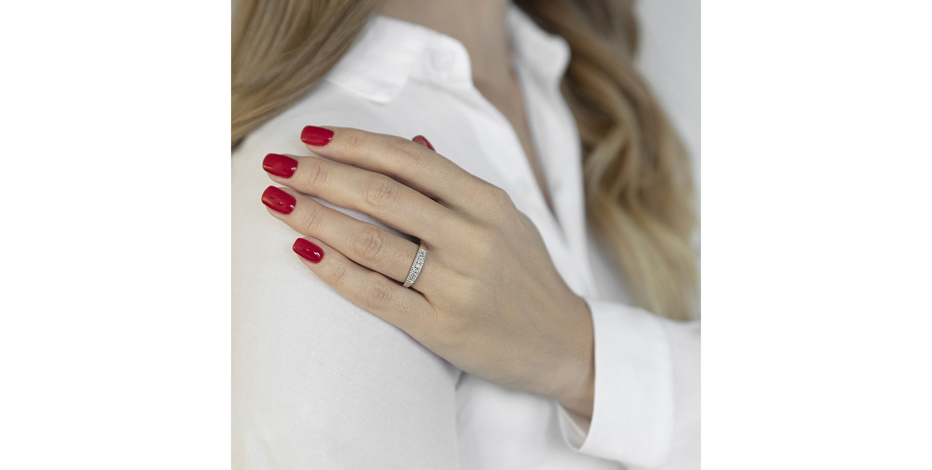 Prsteň s diamantmi Hille