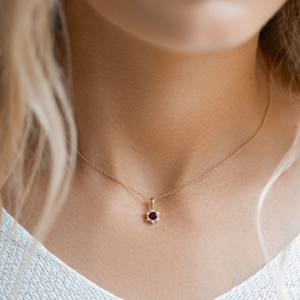 Prívesok s diamantmi a  turmalínom purple Winter Fairytale