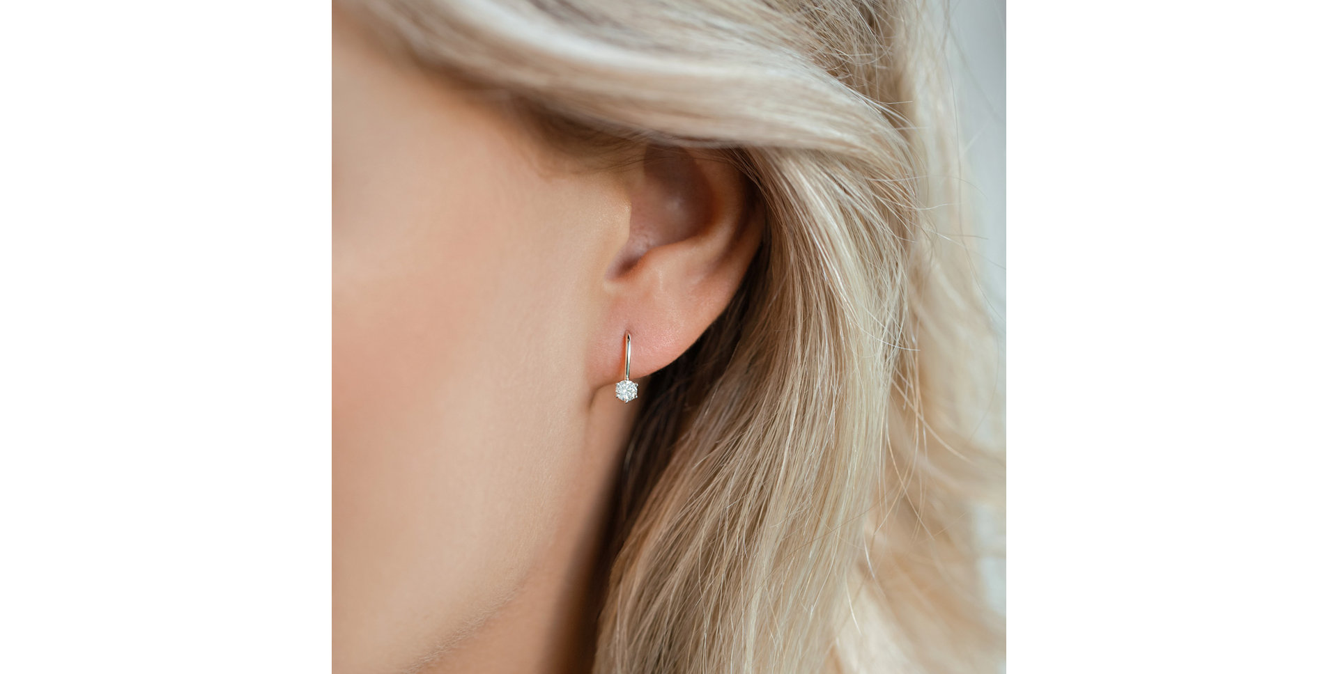 Náušnice s diamantom Everyday Glow