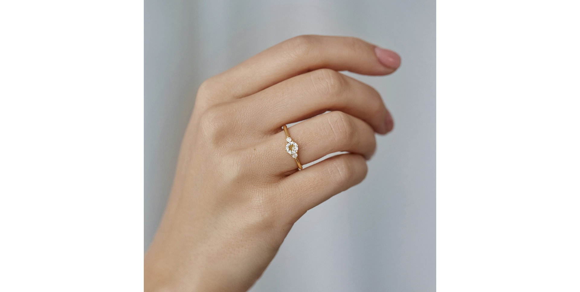 Prsteň s granátom a diamantmi Midnight Serenity