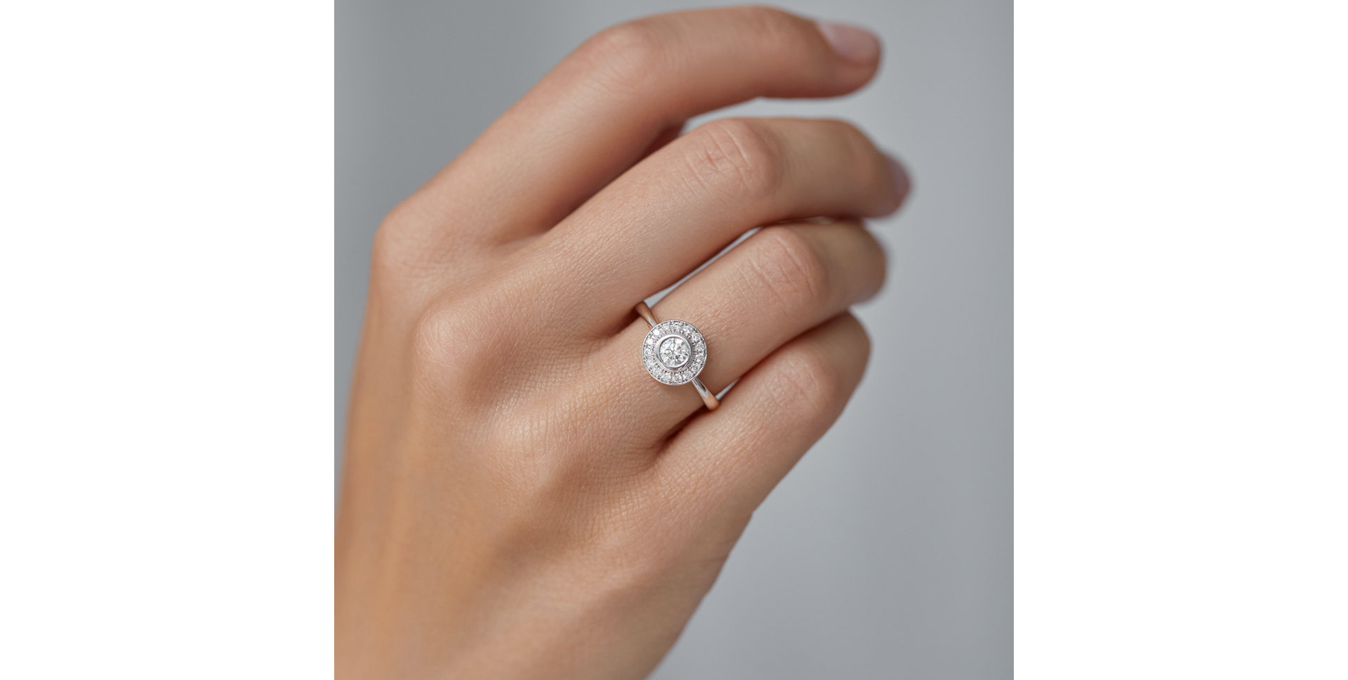 Prsteň s diamantmi Sun Highness