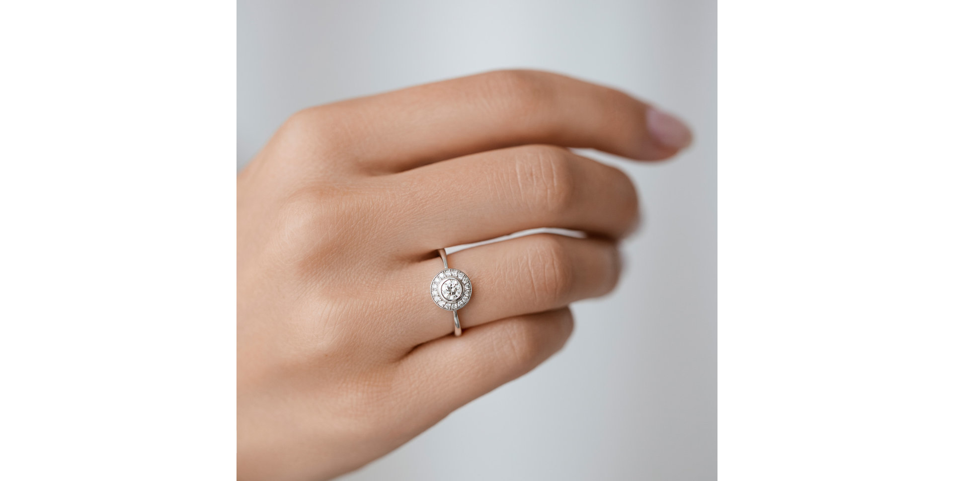 Prsteň s diamantmi Sun Highness