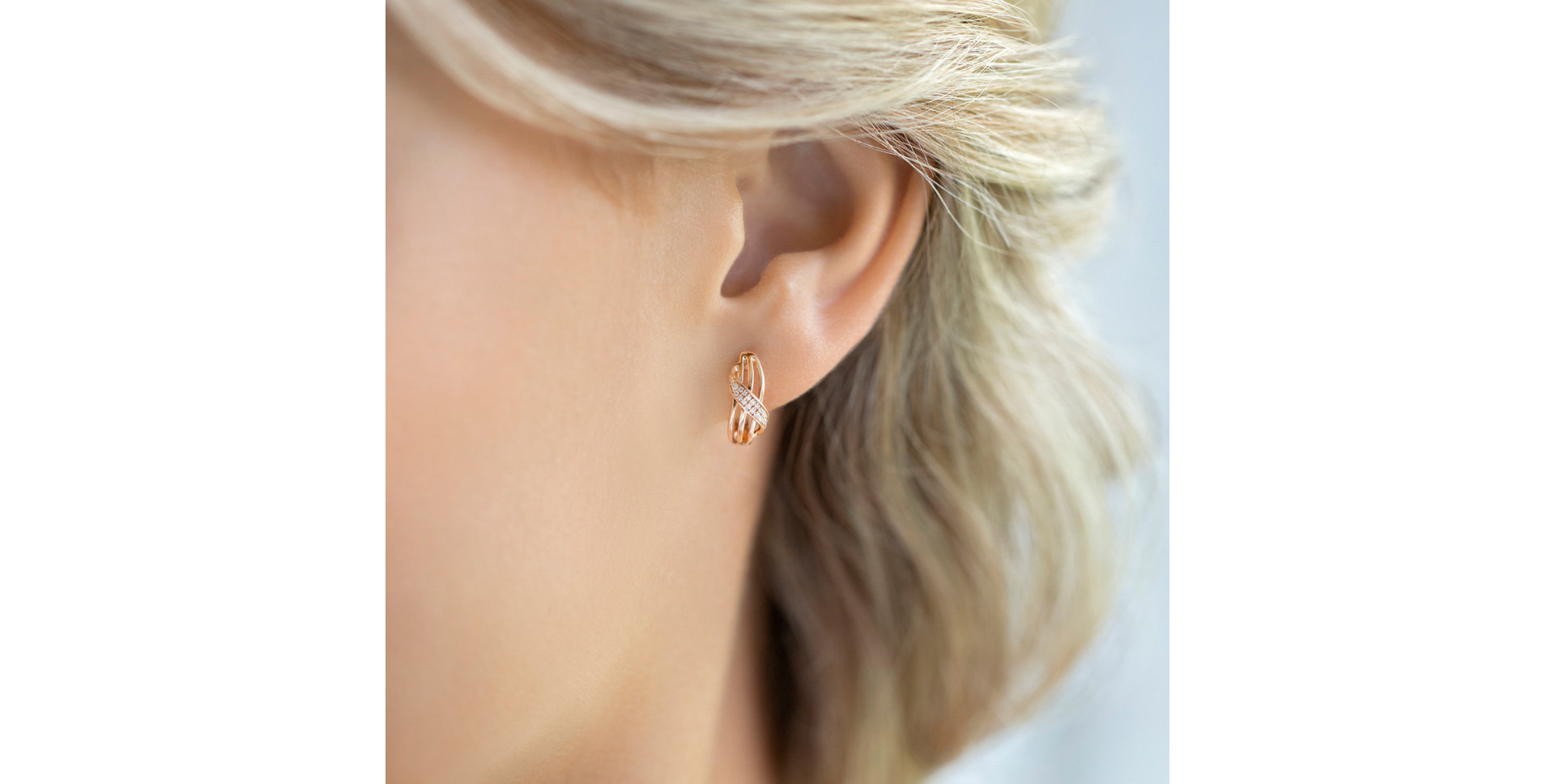 Náušnice s diamantmi Essential Wave