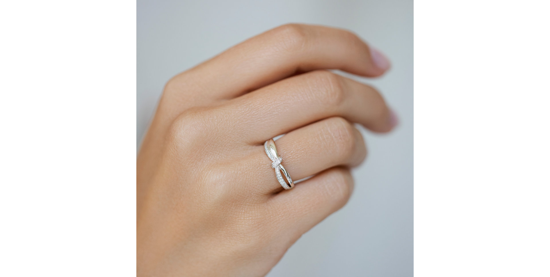 Prsteň s diamantmi Seductive Ribbon