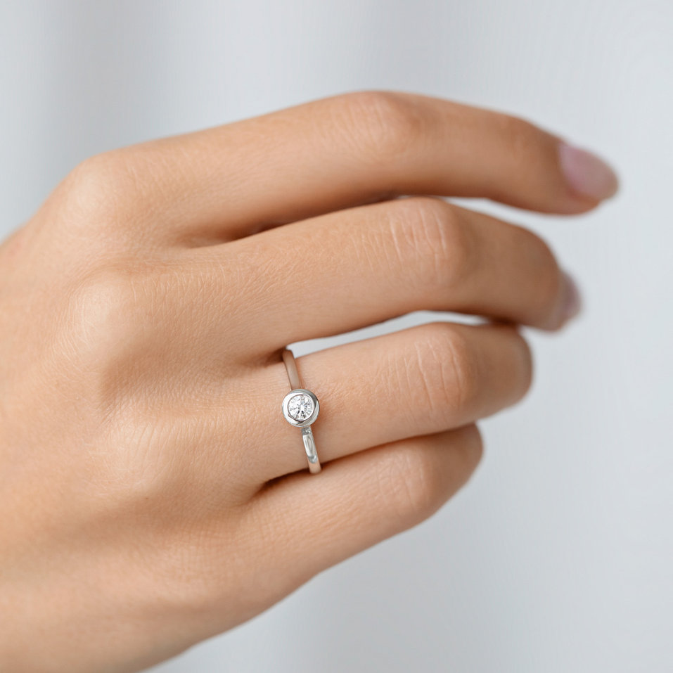 Prsteň s diamantom Classy Dot