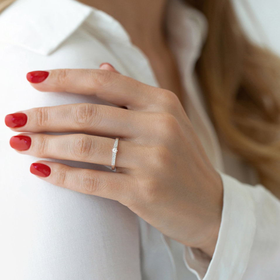 Prsteň s diamantmi Sparkling Romance