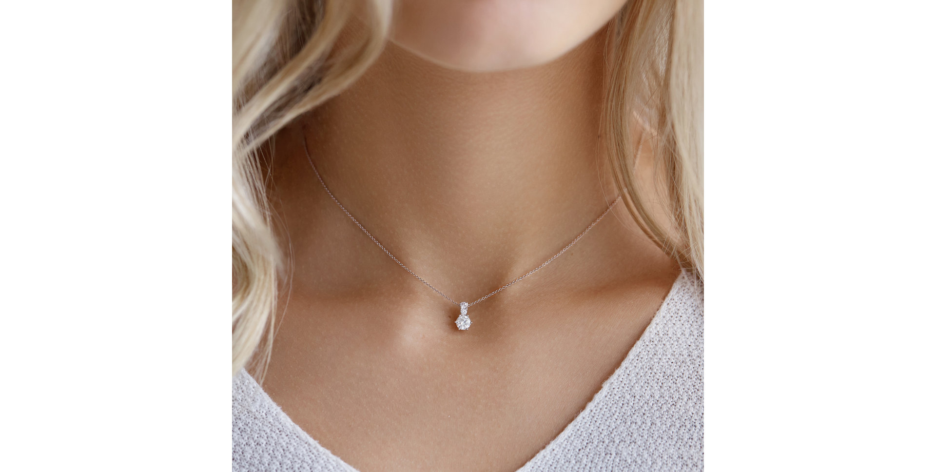 Přívěsok s diamantmi Essential Glow