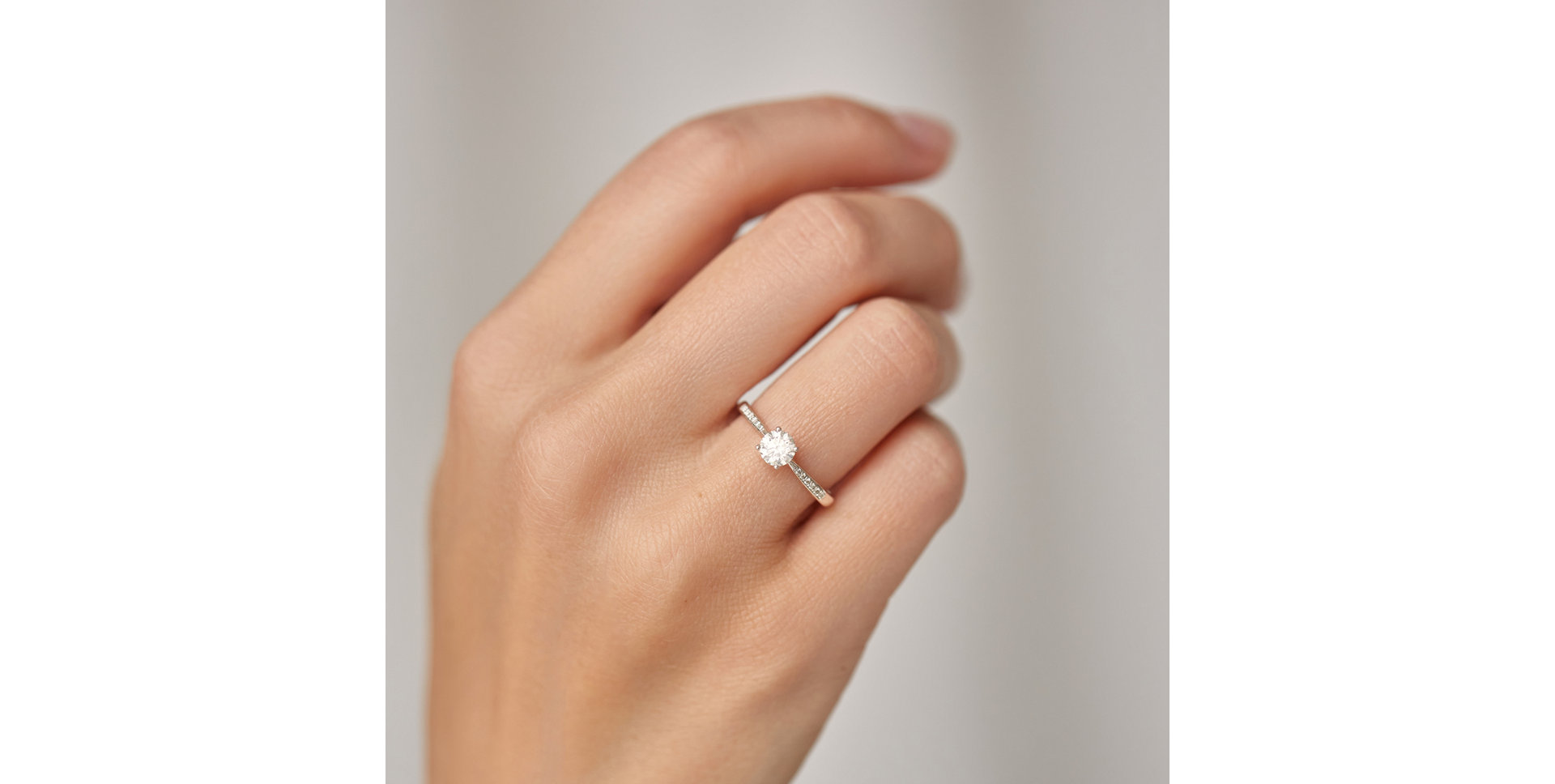 Prsteň s diamantmi Pure Love