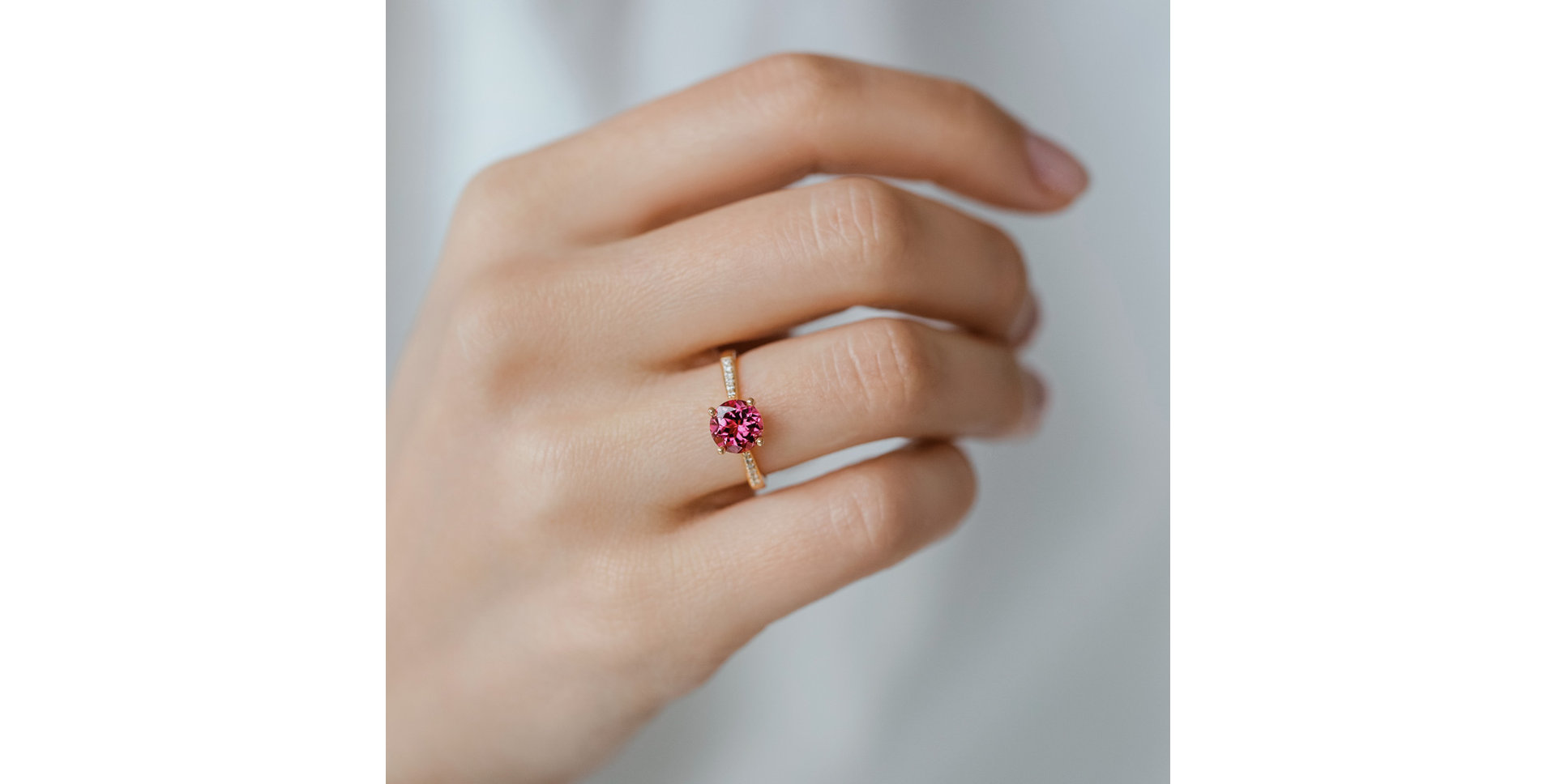 Prsteň s diamantmi a rhodolitom Bonbon