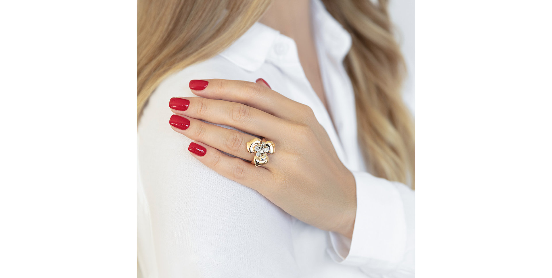 Prsteň s diamantmi Flower Game