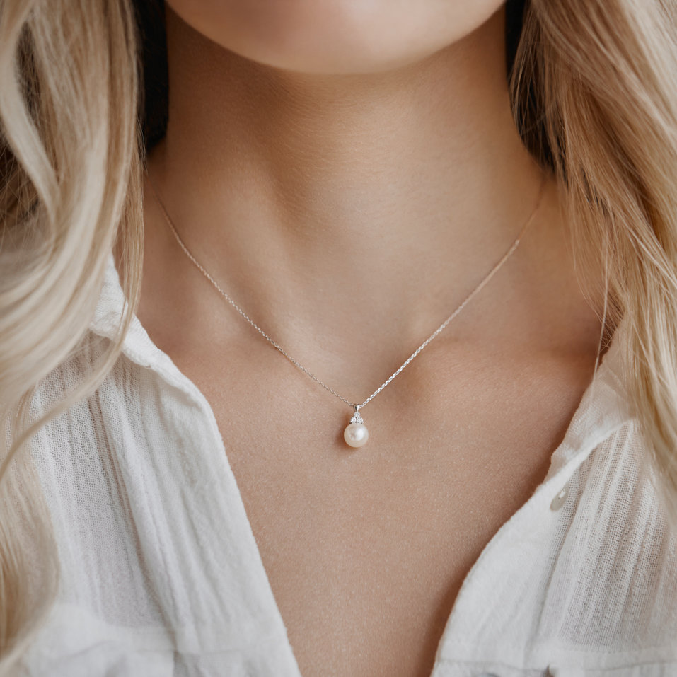 Náhrdelník se sladkovodnou bielou perlou Wonderful Lake