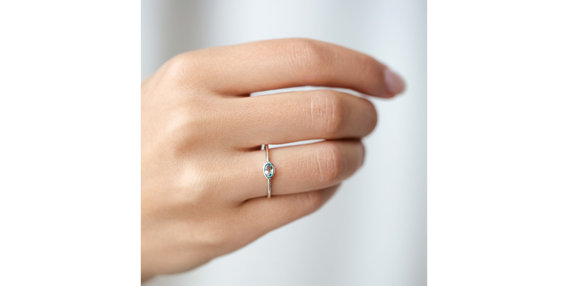 Prsteň s topazem sky Space Bonbon