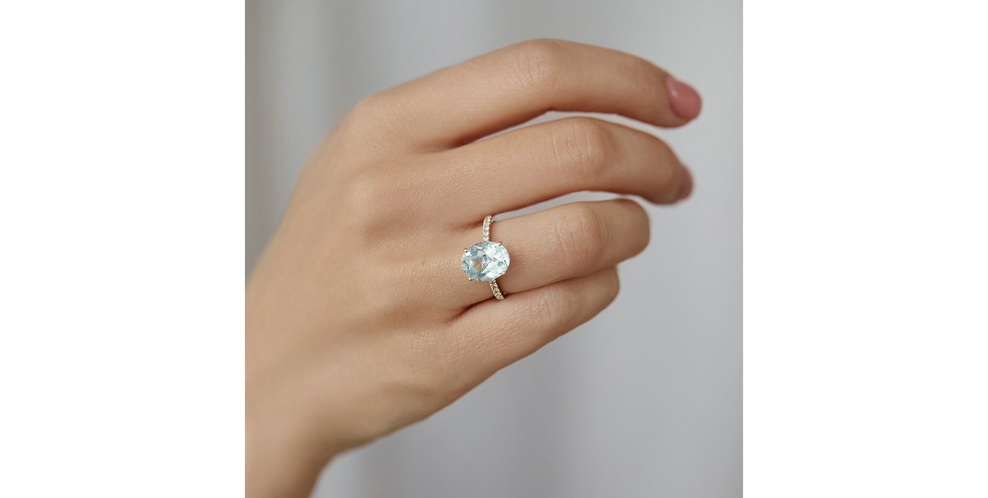 Prsteň s turmalínom a diamantmi Luxury Embrace