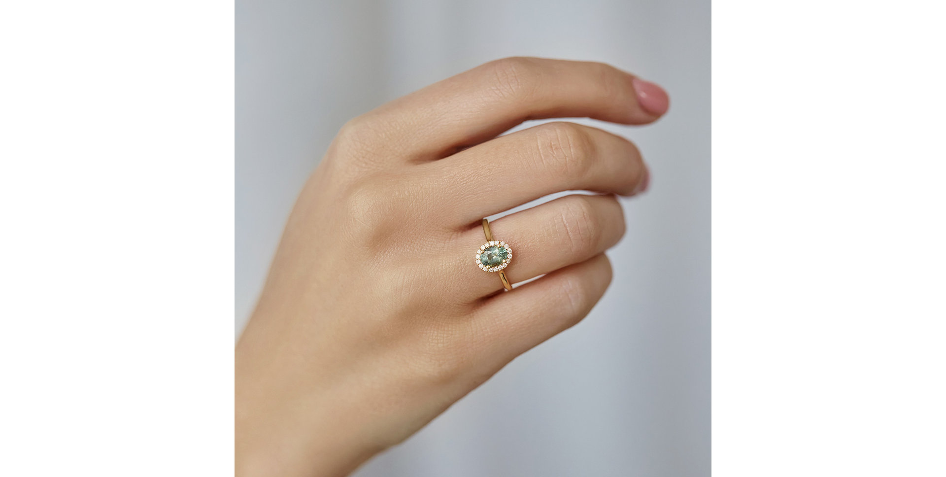 Prsteň so zafírom a diamantmi Princess