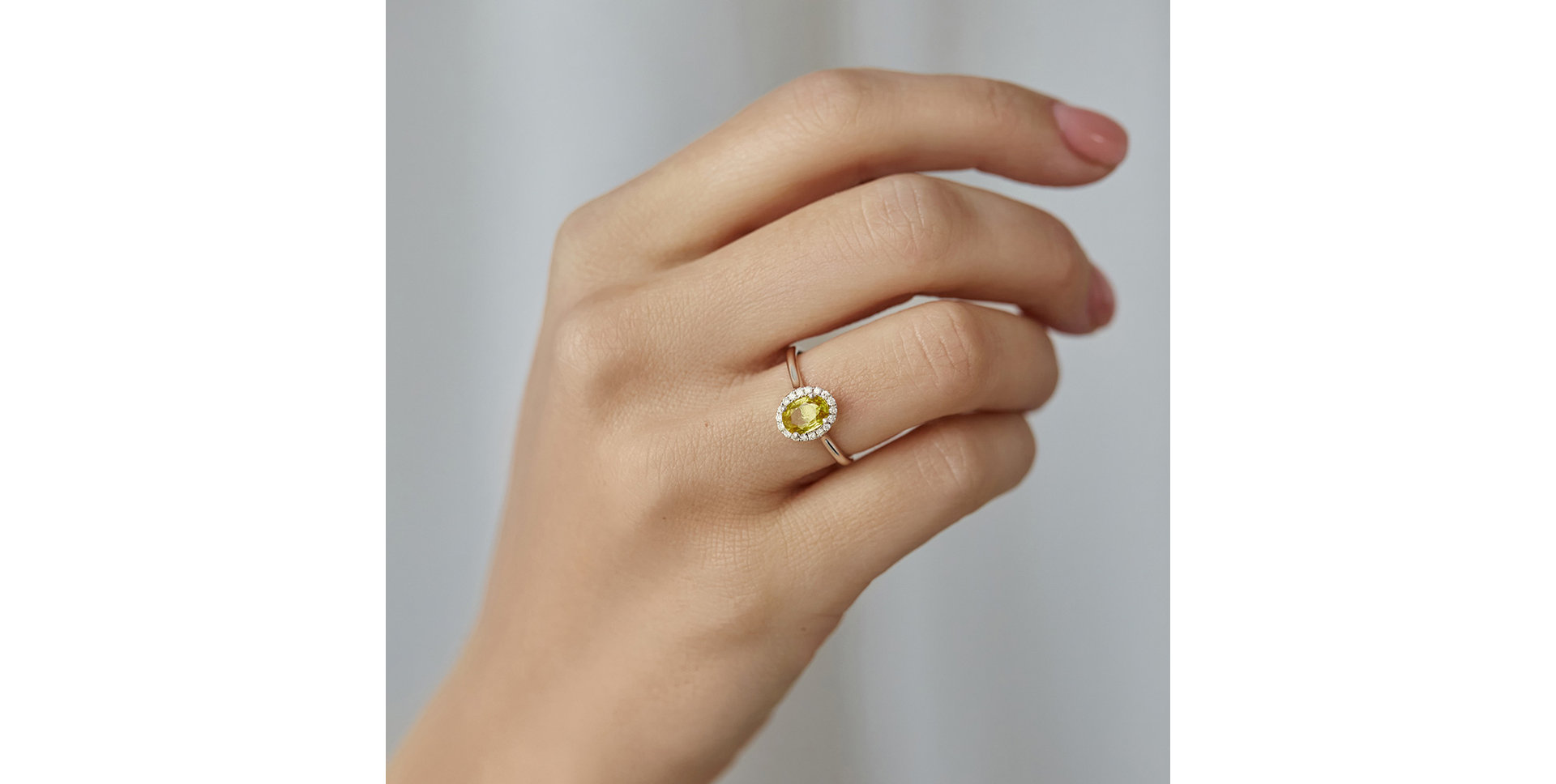 Prsteň so zafírom a diamantmi Princess