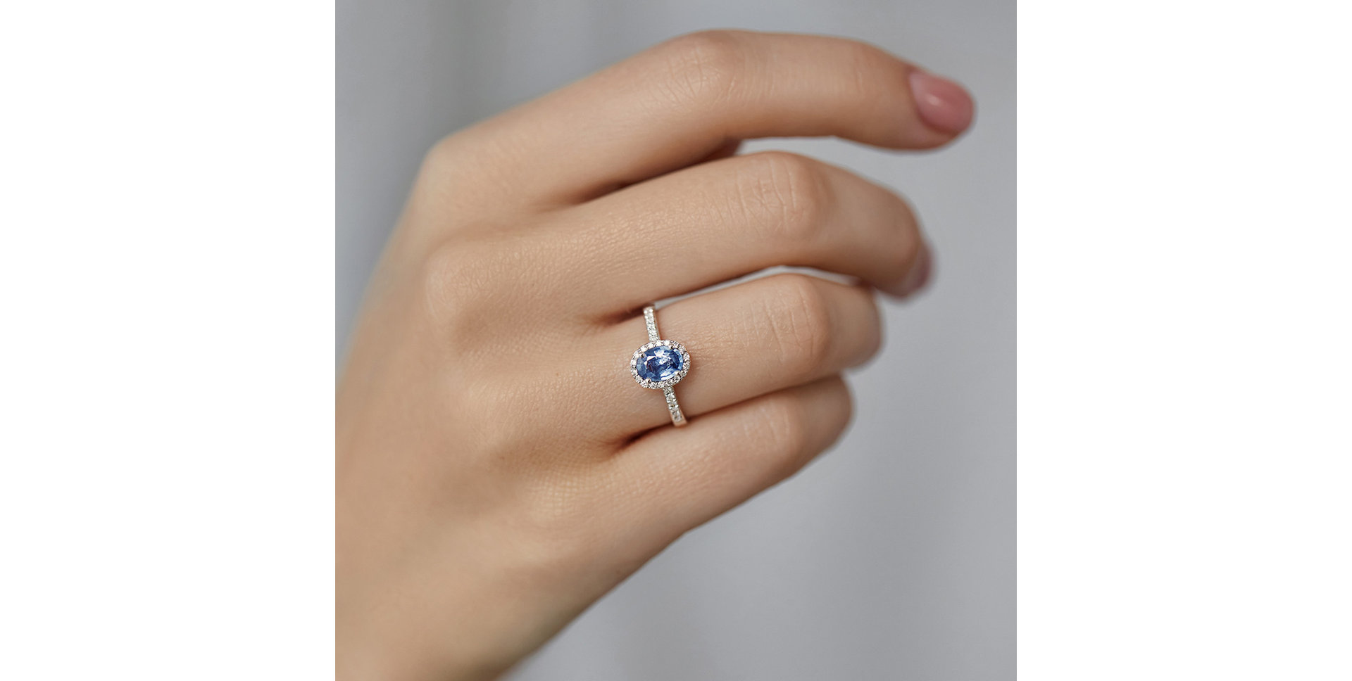 Prsteň so zafírom a diamantmi Princess