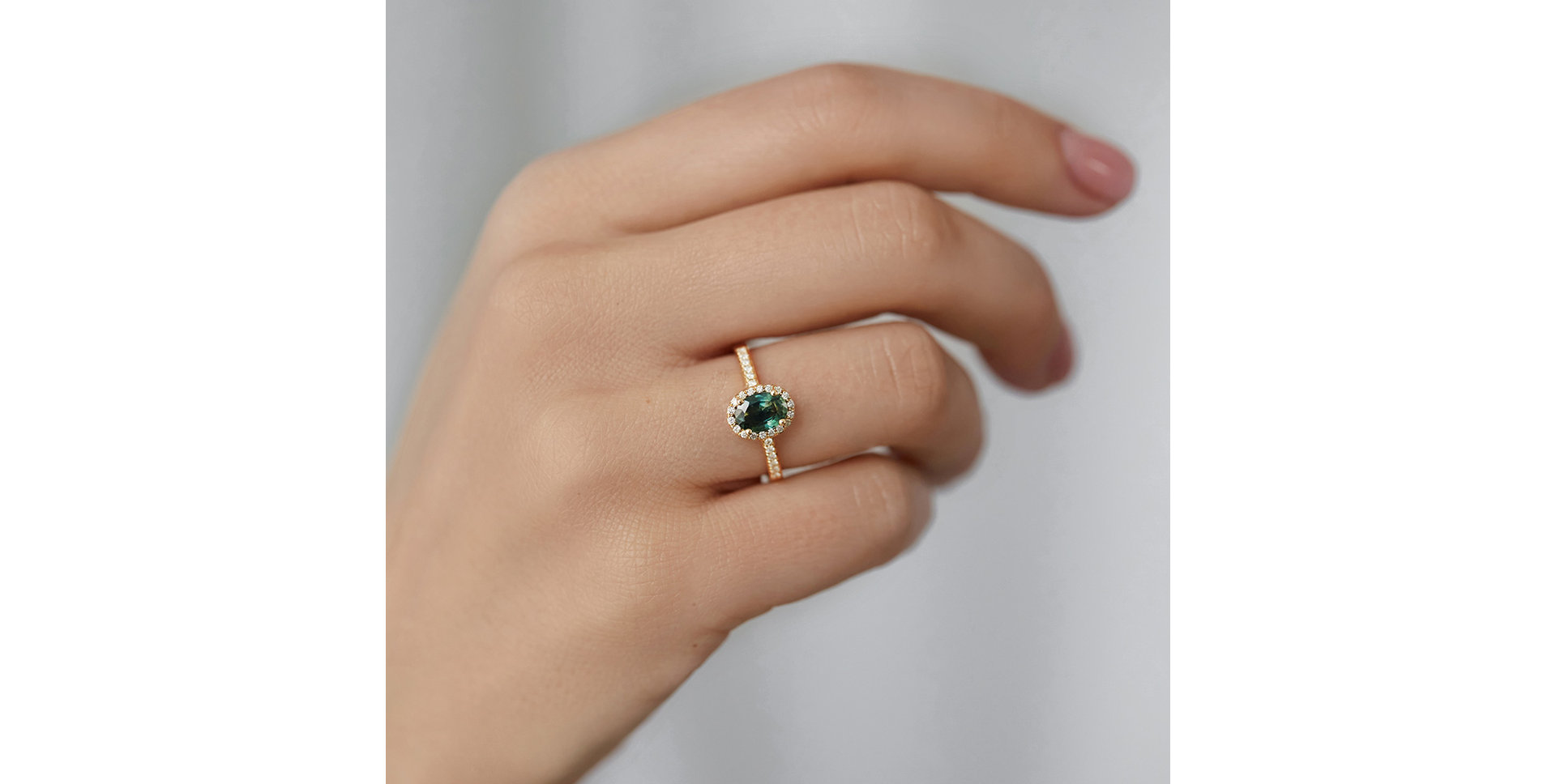 Prsteň so zafírom a diamantmi Princess