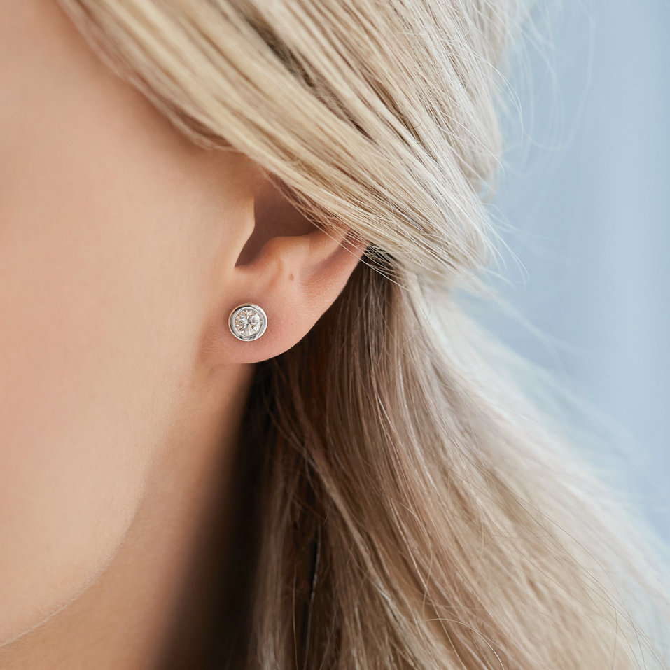 Náušnice s diamantom Shiny Dots