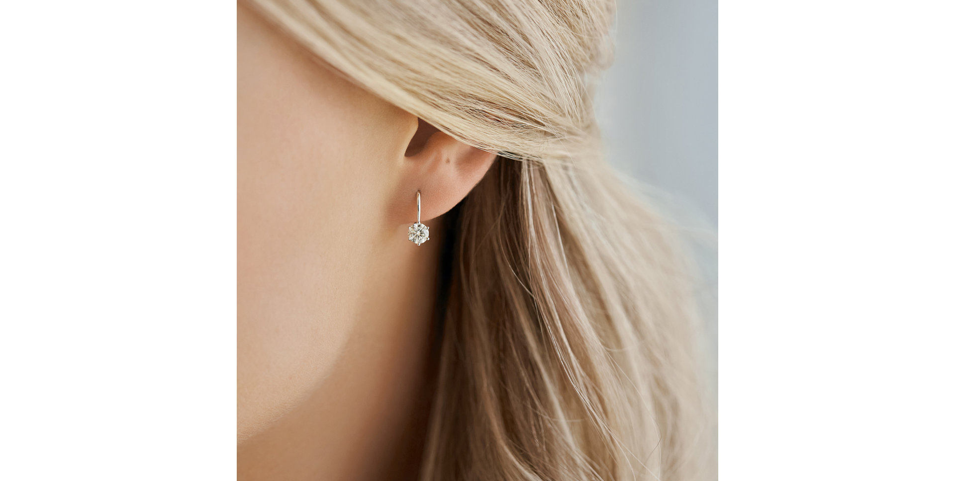 Náušnice s diamantom Everyday Glow