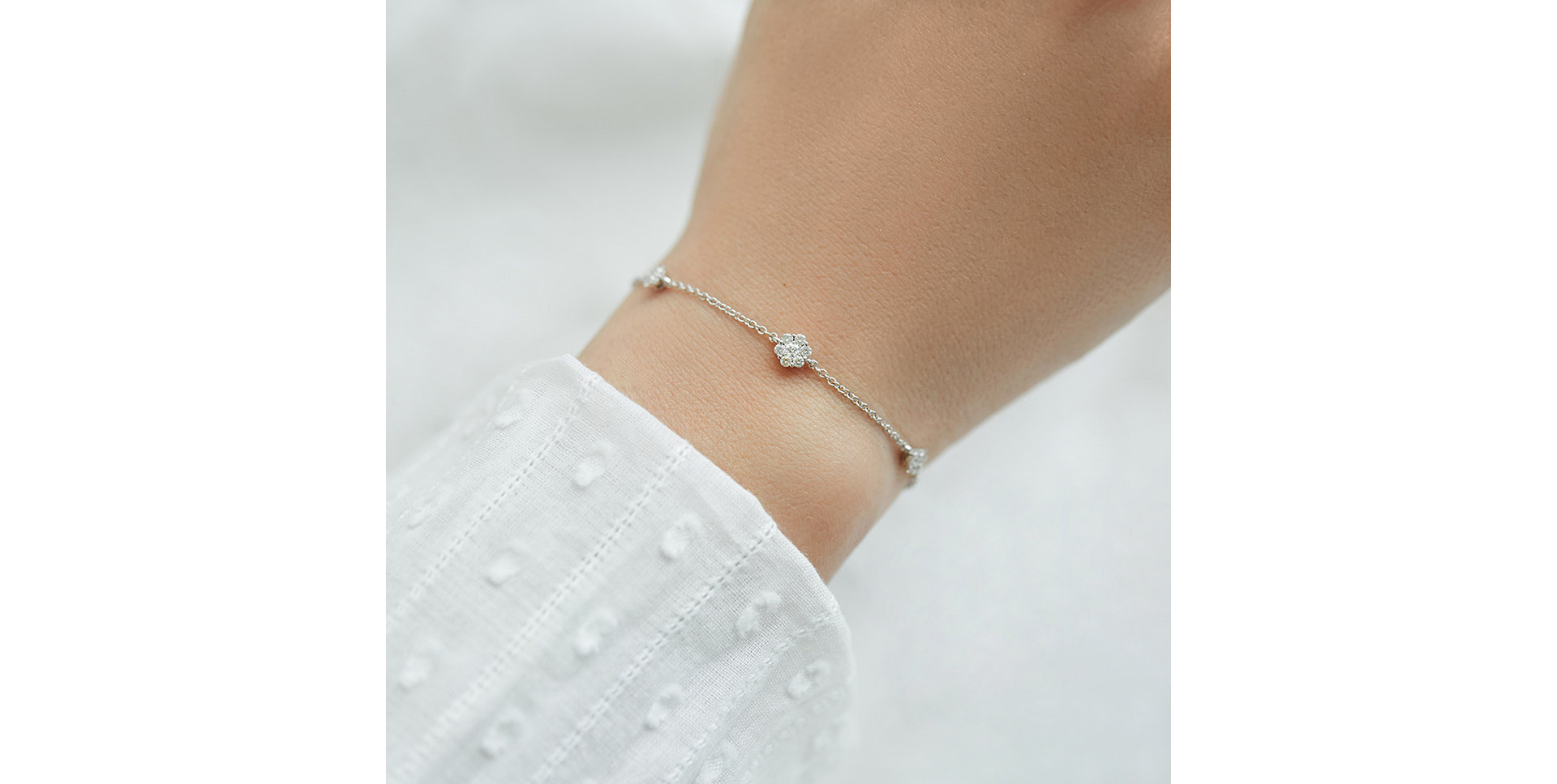 Náramok s diamantmi Constellations Capture