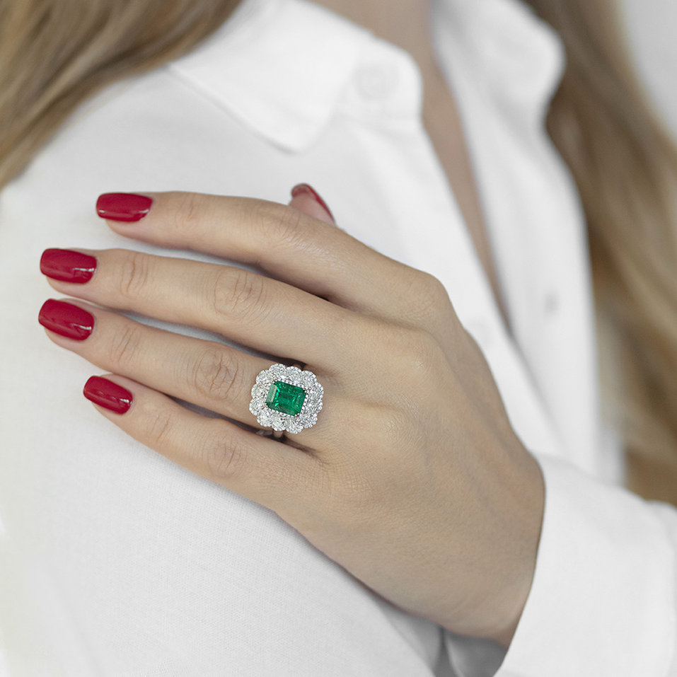 Prsteň so smaragdom a diamantmi Frozen Aurora