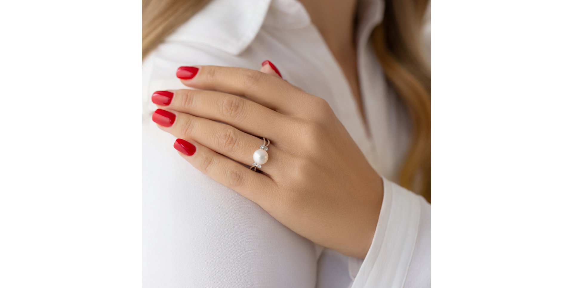 Prsteň s perlou a diamantmi Coral Tear